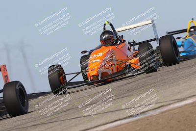 media/Oct-26-2025-CalClub SCCA (Sun) [[8ce1e69566]]/Group 3/Grapevine/